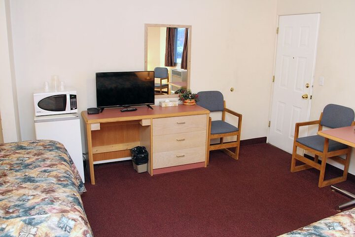 Room 22 of 28