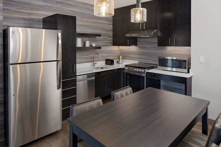 Residence Inn by Marriott Detroit Farmington Hills