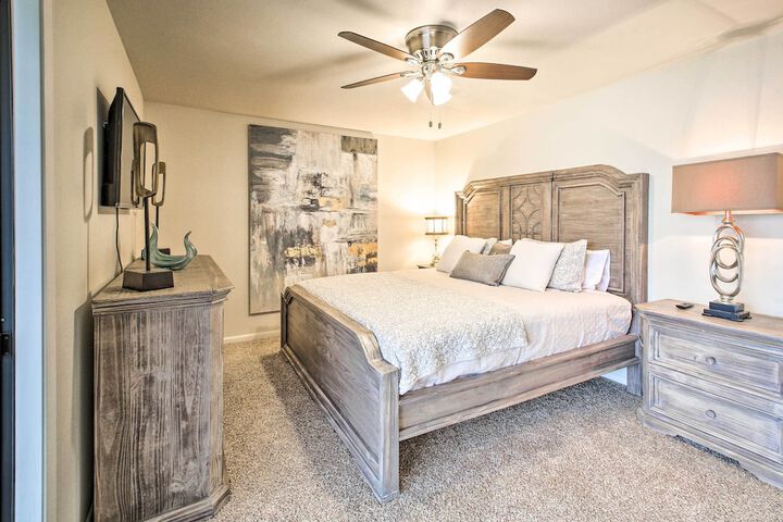 Boat Slip: Lake Hamilton Condo in Hot Springs!