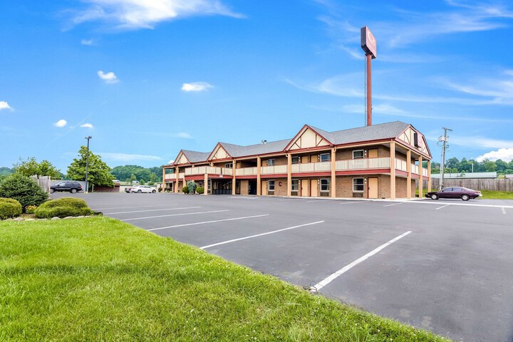 Hotel 2 of 66