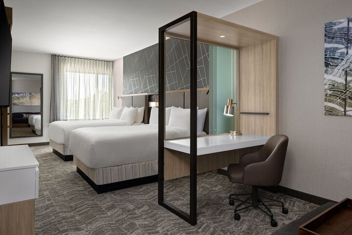 Room 12 of 22