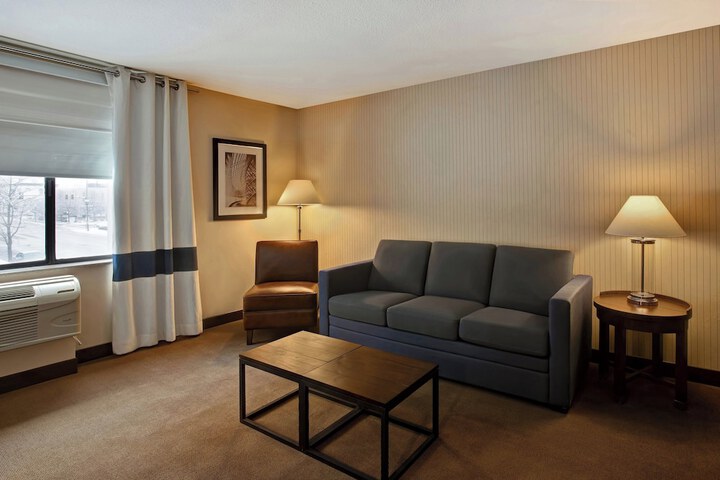 Four Points by Sheraton Peoria