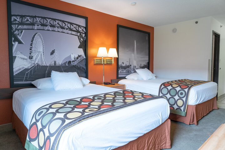 Room 14 of 49