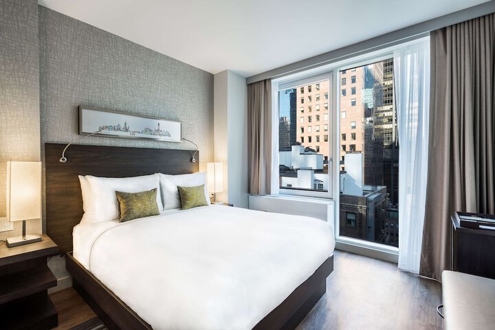 Room 41 of 64