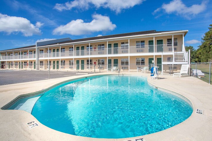 Pool 2 of 33