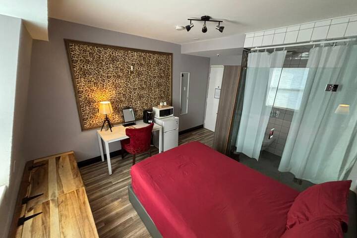 Room 14 of 39
