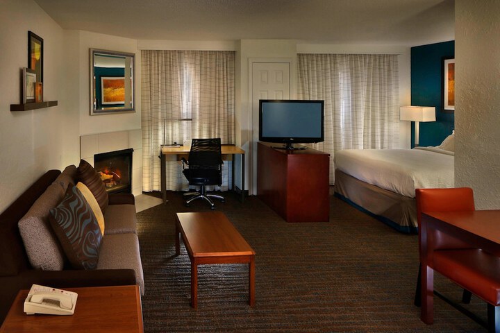 Room 14 of 20