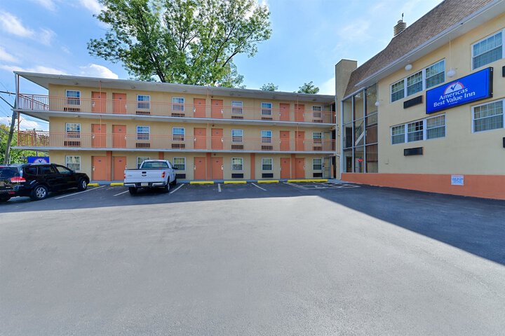 Media Inn and Suites