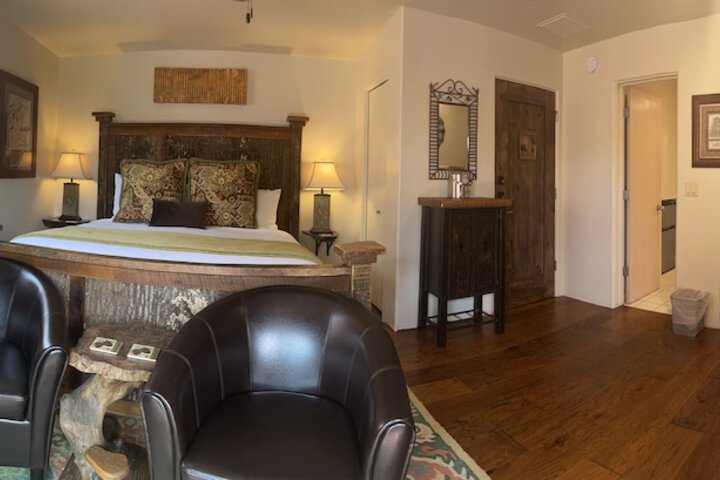 Room 61 of 285