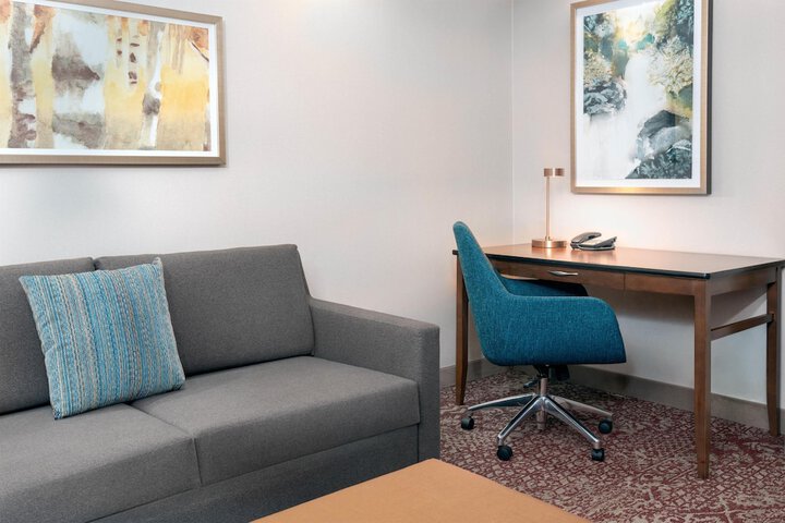 Hilton Garden Inn Wayne