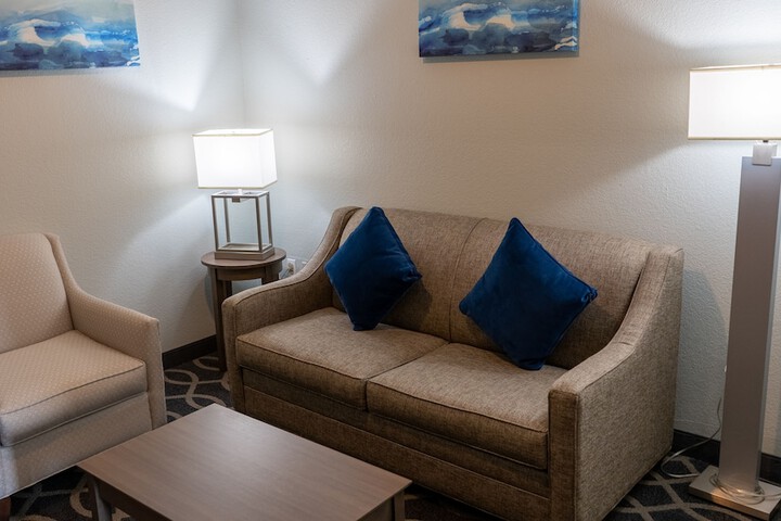 Room 42 of 59
