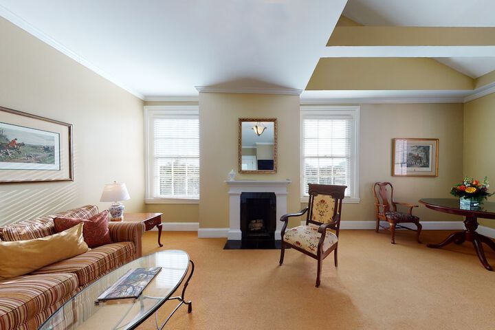 Room 56 of 170