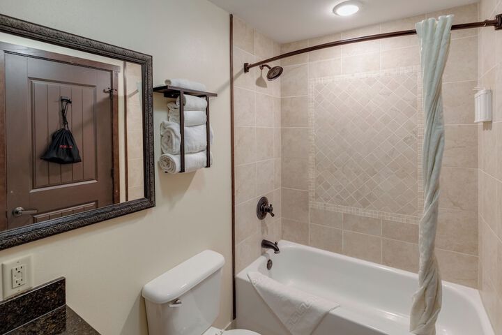 Room 145 of 250