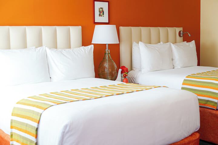 Room 32 of 63