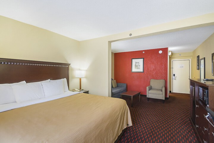 Room 29 of 40