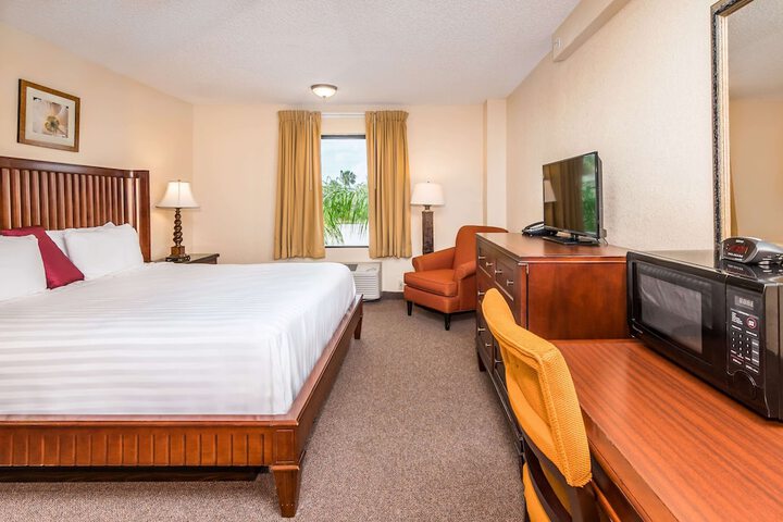 Room 21 of 82