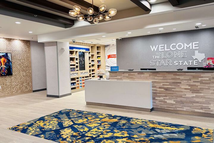 Hotel Interior 25 of 115