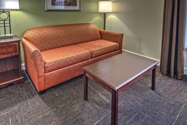 Room 11 of 20