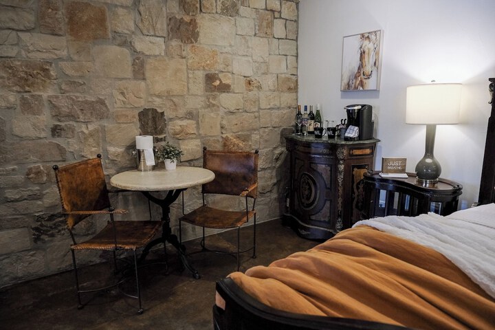 The Winchester Lodge
