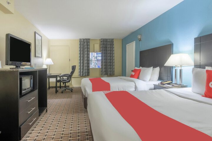 Room 16 of 36