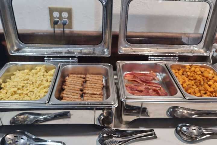 Breakfast/Coffee Service 78 of 82