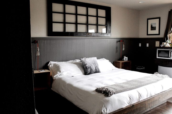 Room 48 of 122