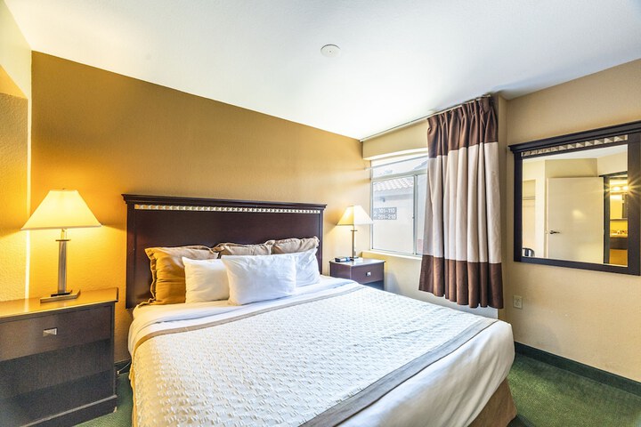 Metro Chandler Extended Stay