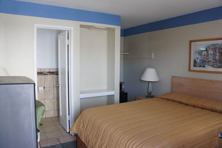 Budget Inn