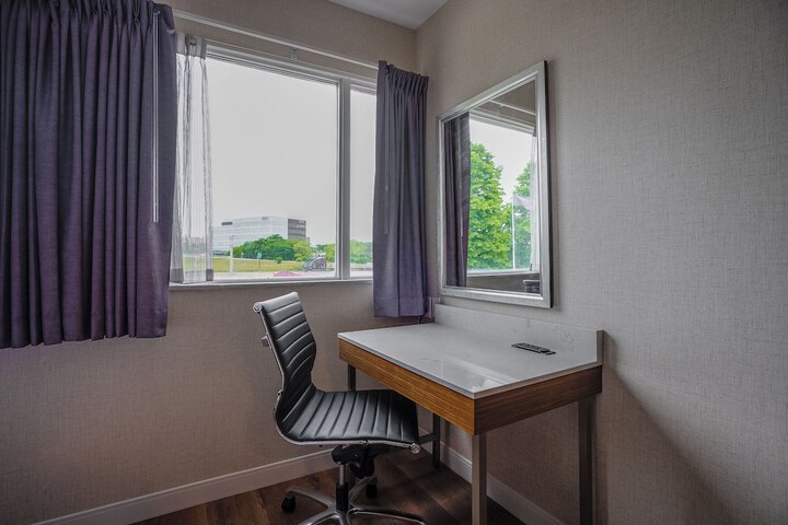 Room 25 of 70