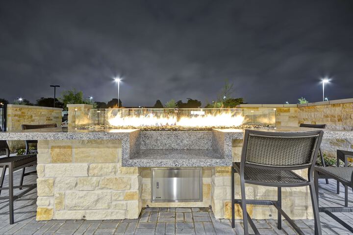 Terrace/Patio 34 of 40