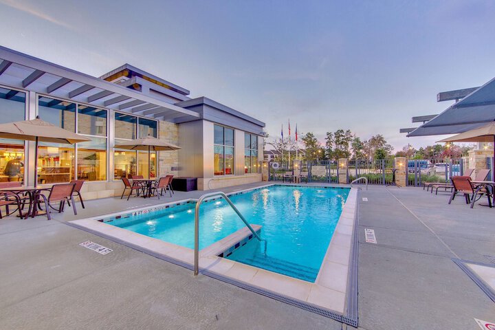 Pool 4 of 36