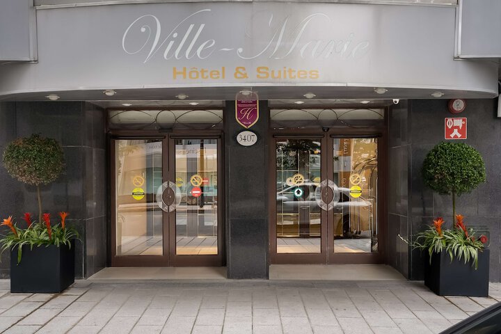 Hotel 3 of 60
