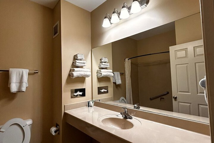 Plantation Oaks Suites & Inn Millington