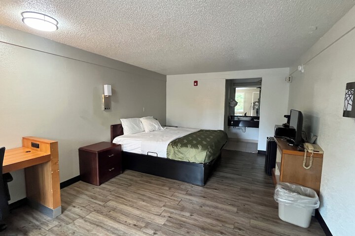 Rodeway Inn Washington PA