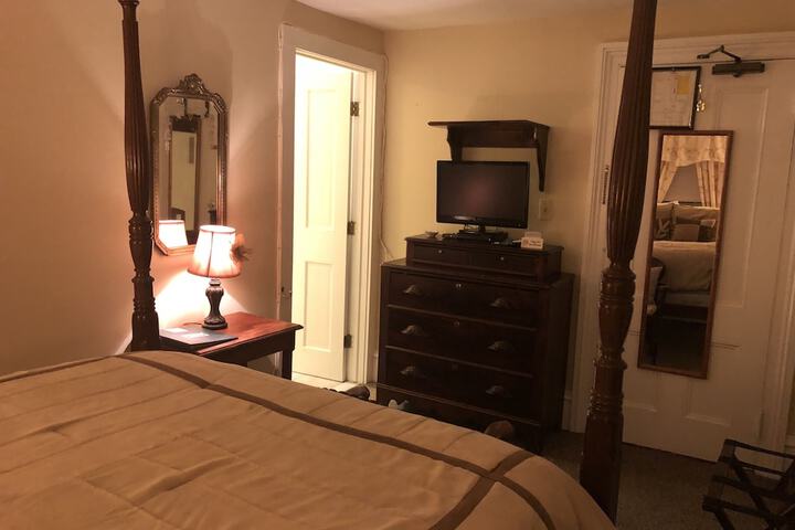 Room 9 of 62