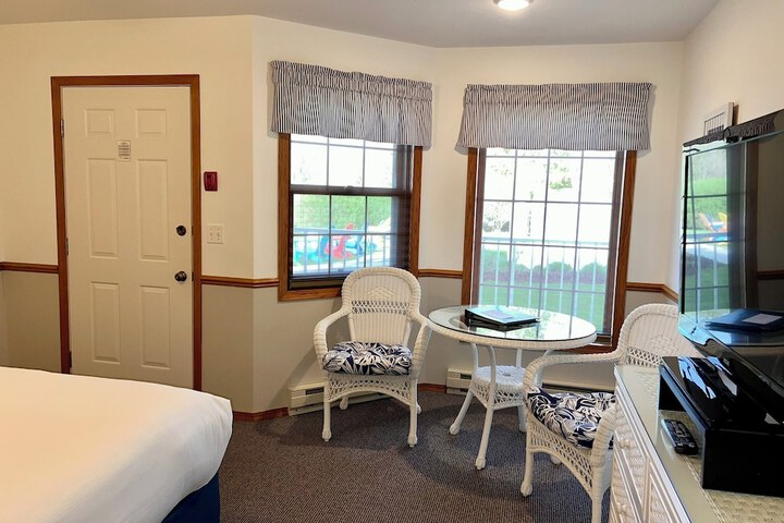 Room 61 of 157