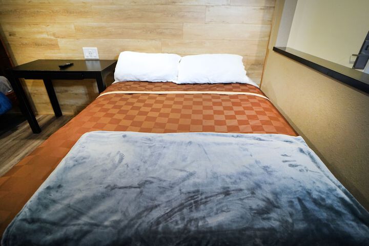 Room 85 of 115