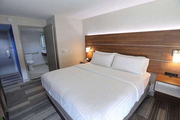 Room 22 of 29