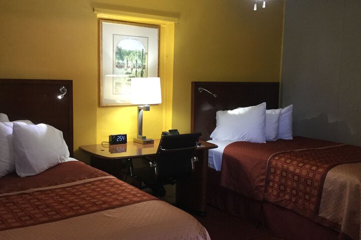 Room 18 of 30