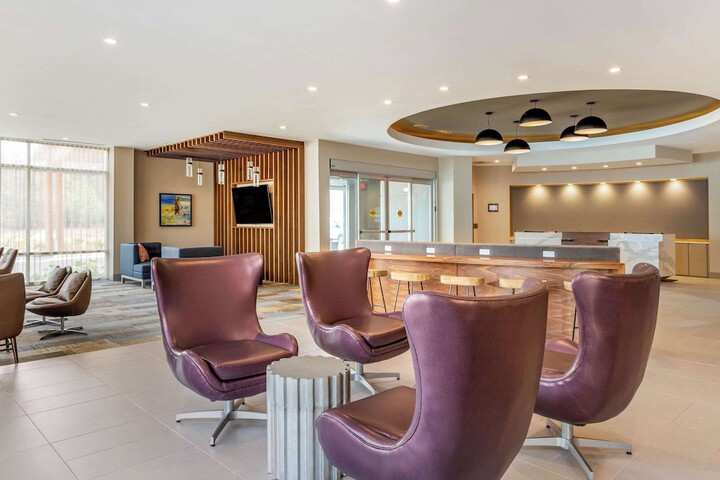 DoubleTree by Hilton Summerville Nexton