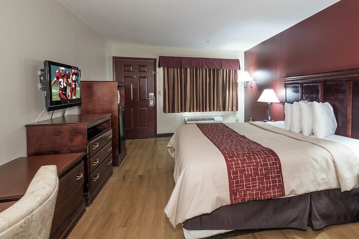Room 11 of 23