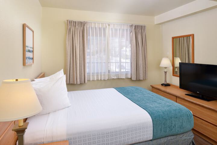 Room 40 of 92
