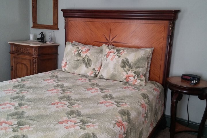 Island Guest House B & B
