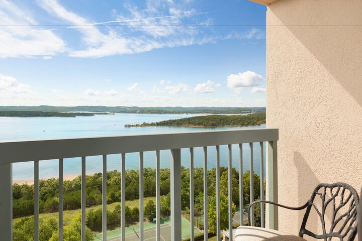 Chateau on the Lake Resort Spa and Convention Center