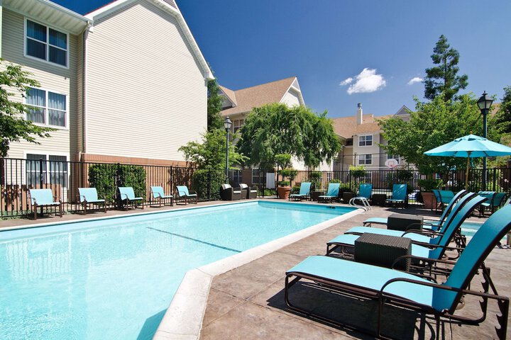 Pool 2 of 26