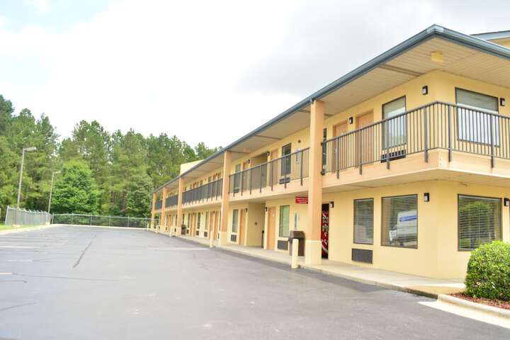 Hotel 5 of 68