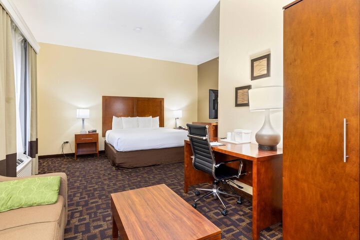 Comfort Inn & Suites North Aurora - Naperville