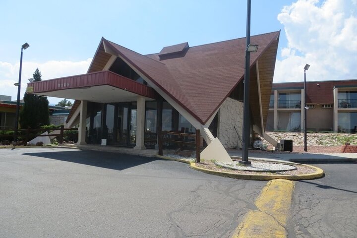 Hotel 3 of 42
