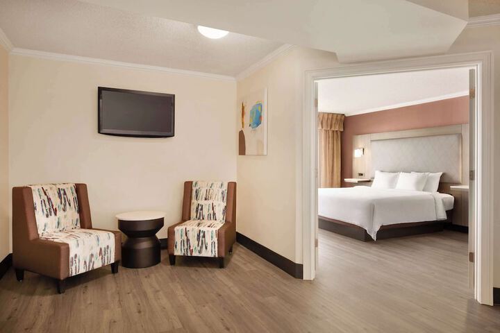 Radisson Hotel Lenexa Overland Park