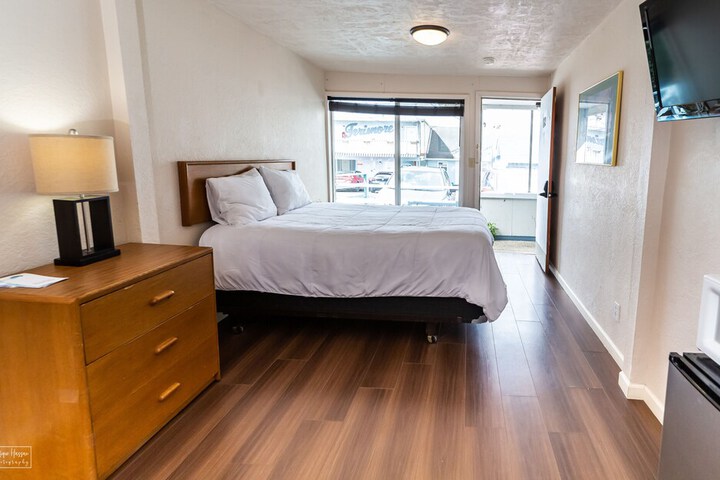 Terimore Bayfront Inn